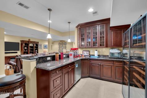 20 Aspen Lane Tinton Falls NJ 07724