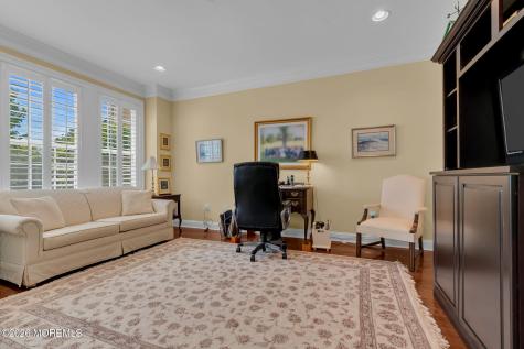 20 Aspen Lane Tinton Falls NJ 07724