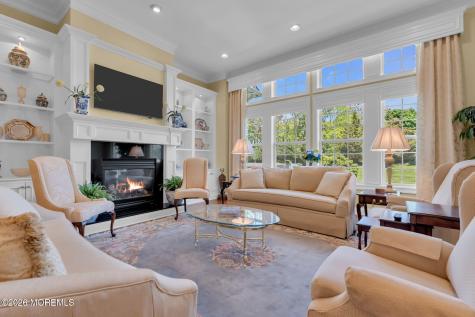 20 Aspen Lane Tinton Falls NJ 07724
