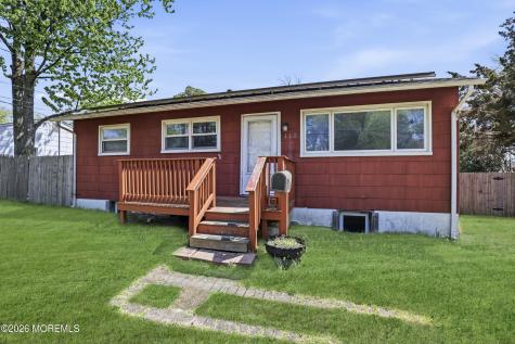 112 Dittmar Drive Toms River NJ 08757
