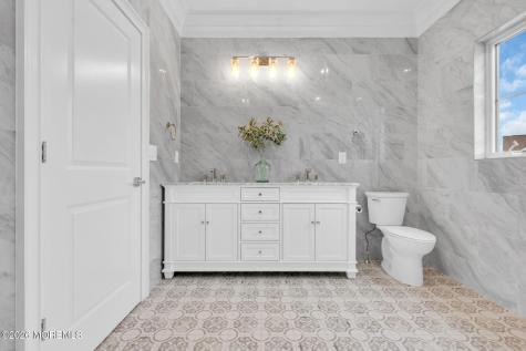 564 Michigan Avenue Brick NJ 08724