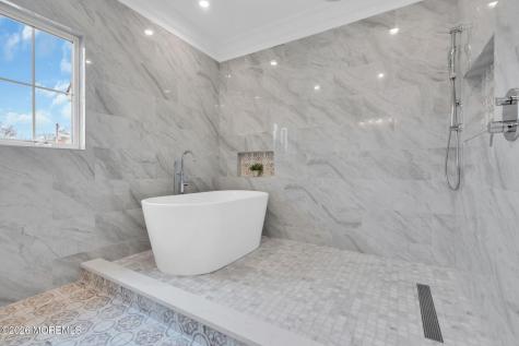 564 Michigan Avenue Brick NJ 08724