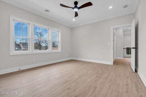 564 Michigan Avenue Brick NJ 08724