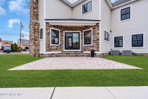 564 Michigan Avenue Brick NJ 08724