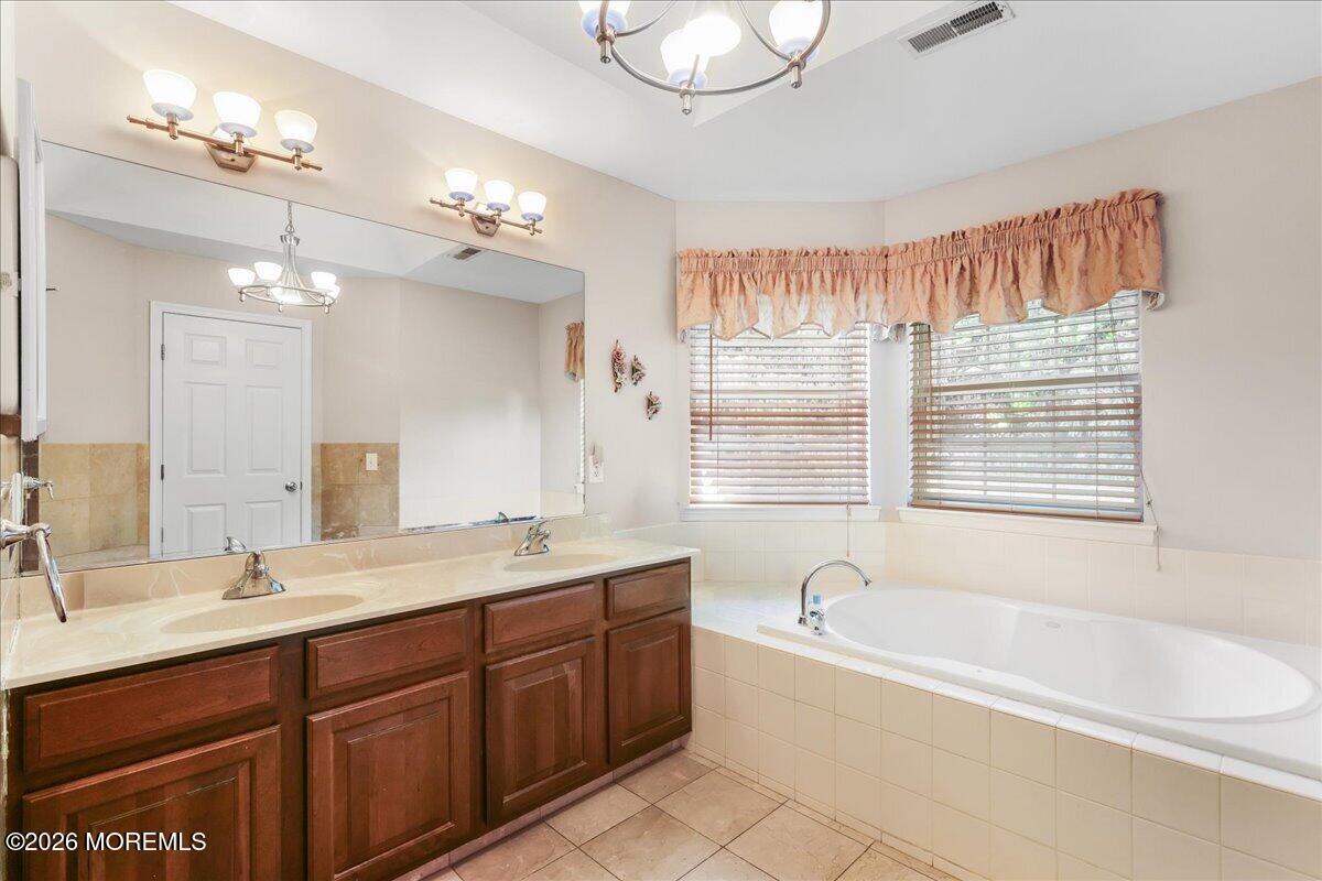 5 Yardley Manor Drive Matawan NJ 07747