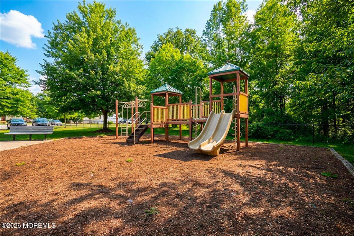5 Yardley Manor Drive Matawan NJ 07747