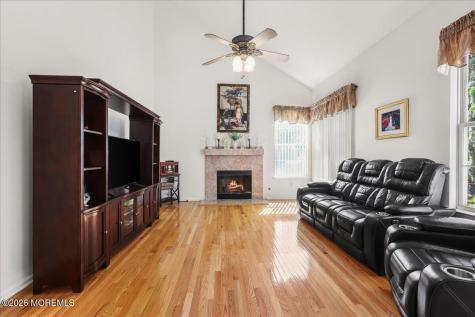 5 Yardley Manor Drive Matawan NJ 07747