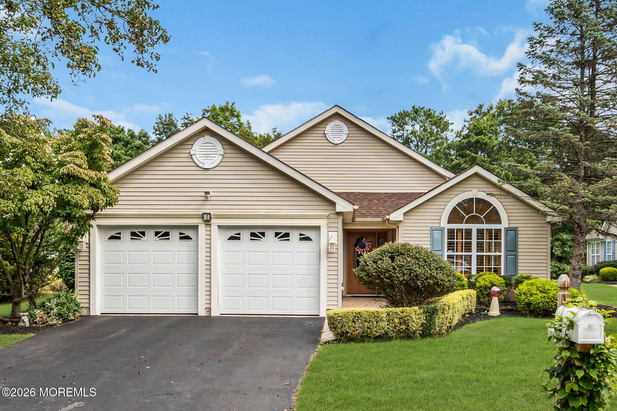 3 Wellington Lane Lakewood NJ 08701
