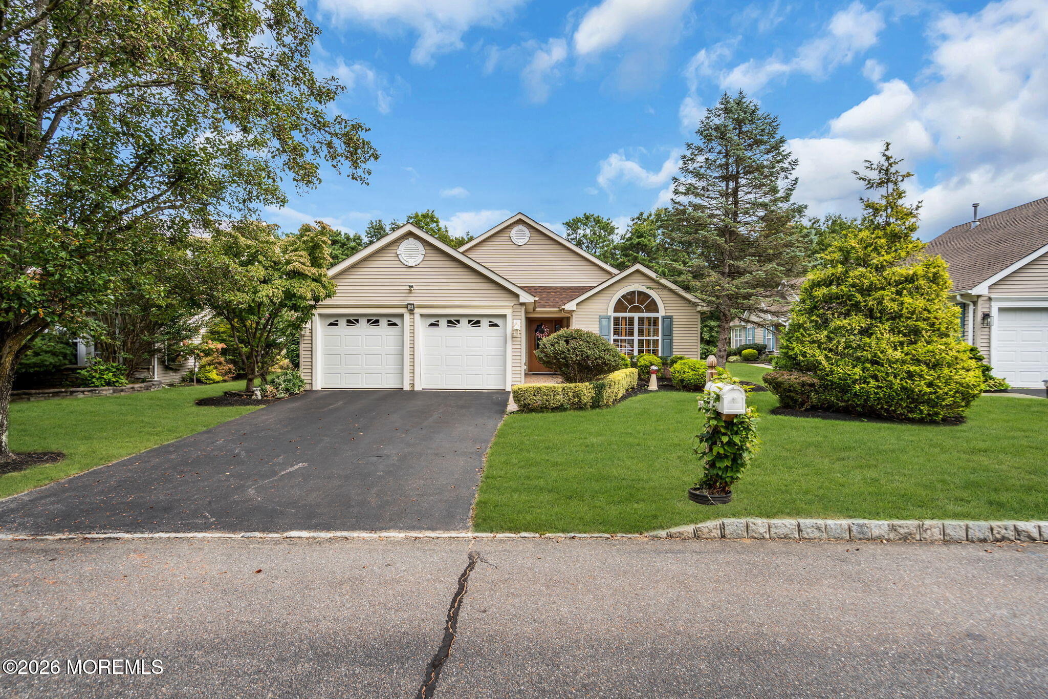 3 Wellington Lane Lakewood NJ 08701