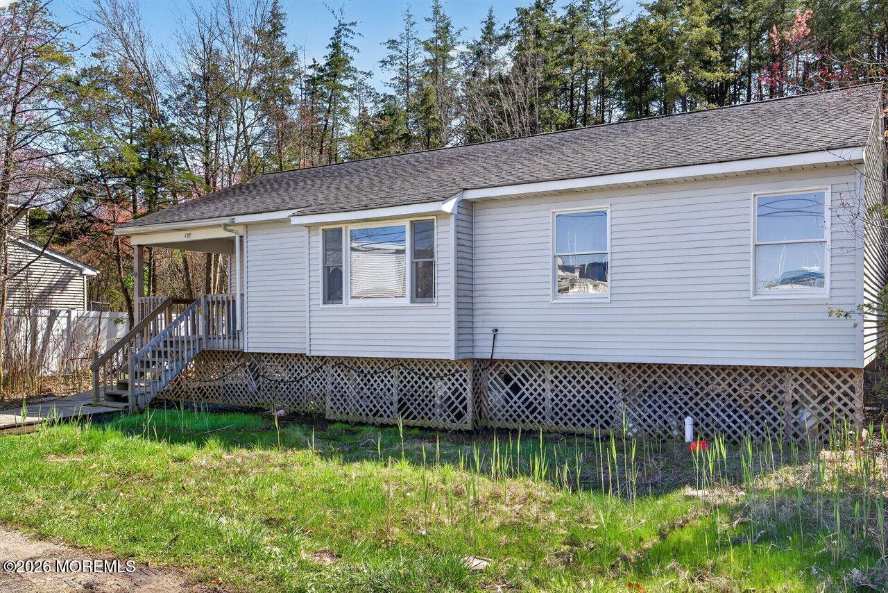 127 E Lakeside Drive E Forked River NJ 08731