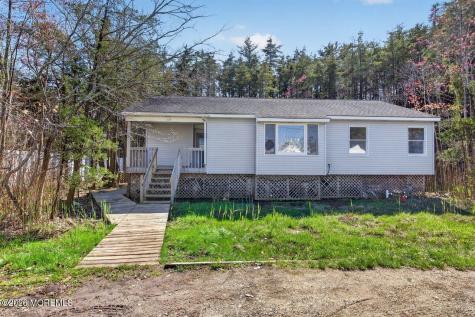 127 E Lakeside Drive E Forked River NJ 08731