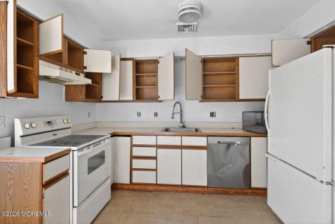 127 E Lakeside Drive E Forked River NJ 08731