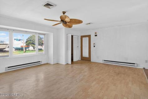 127 E Lakeside Drive E Forked River NJ 08731