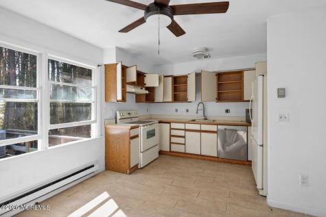 127 E Lakeside Drive E Forked River NJ 08731