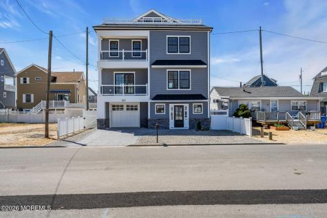 109 Eisenhower Avenue Ortley Beach NJ 08751