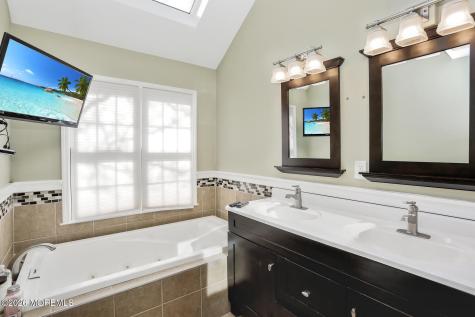 815 Hastings Lane Point Pleasant NJ 08742