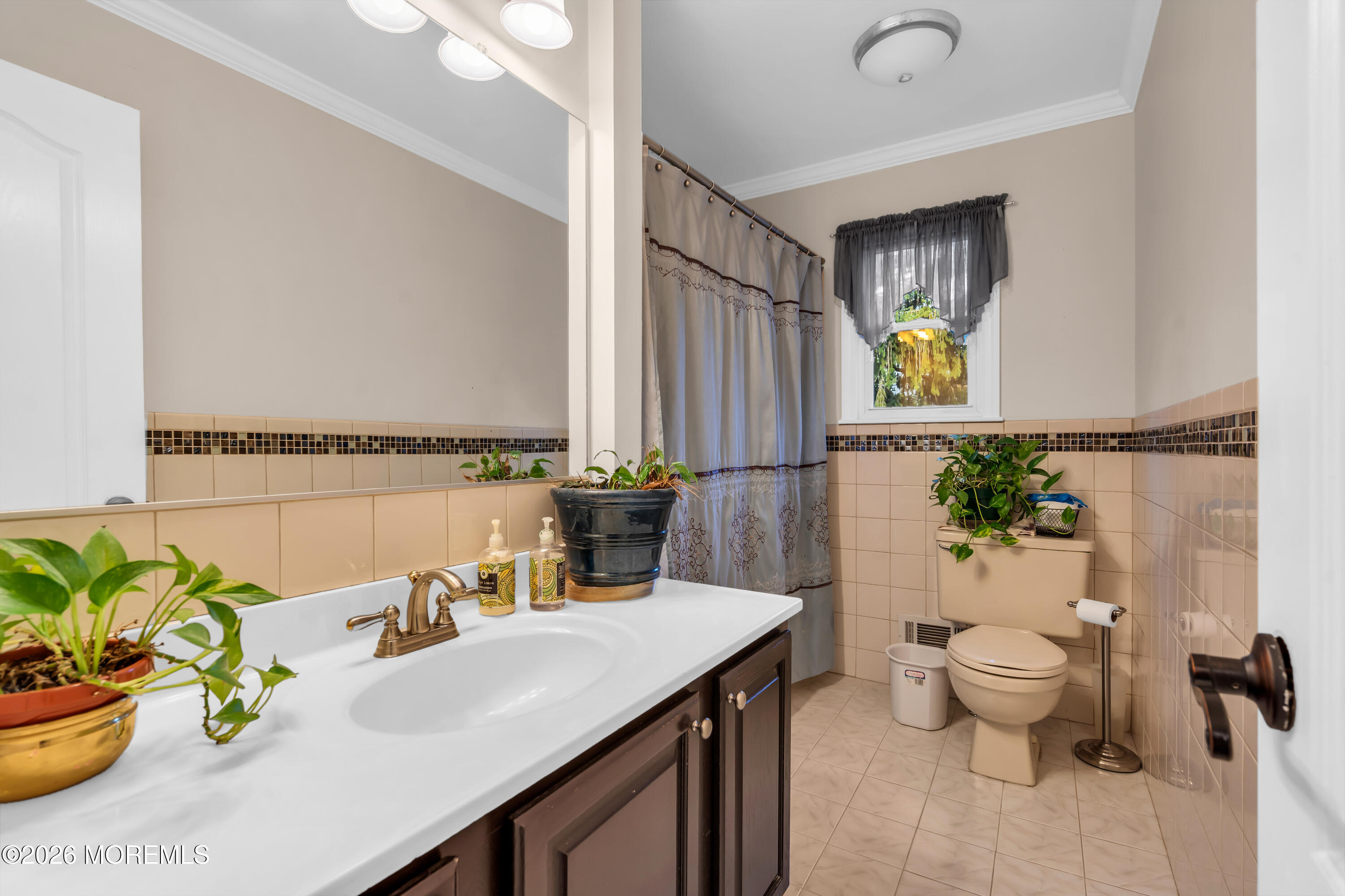 16 Hearth Court Howell NJ 07731