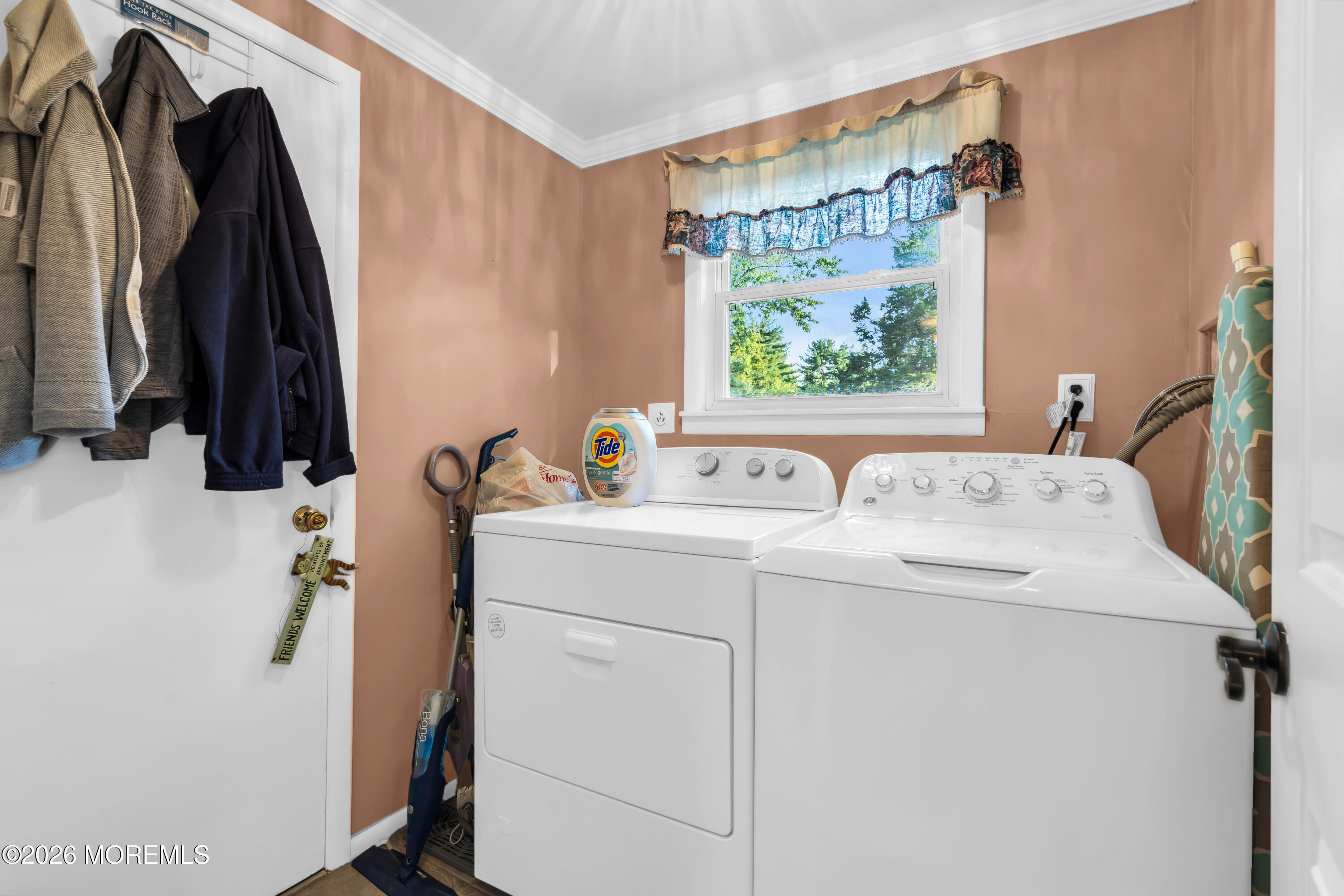 16 Hearth Court Howell NJ 07731