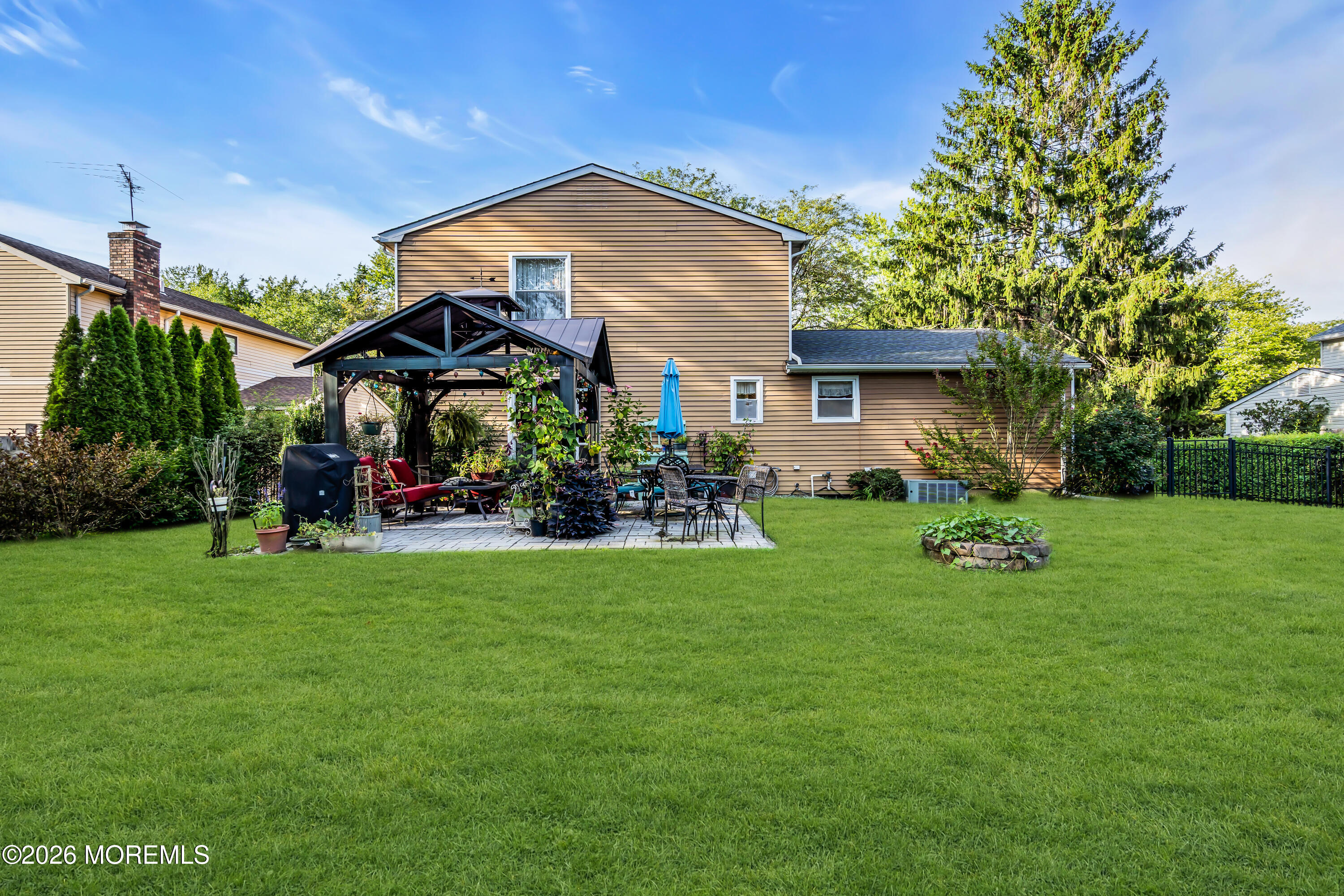 16 Hearth Court Howell NJ 07731