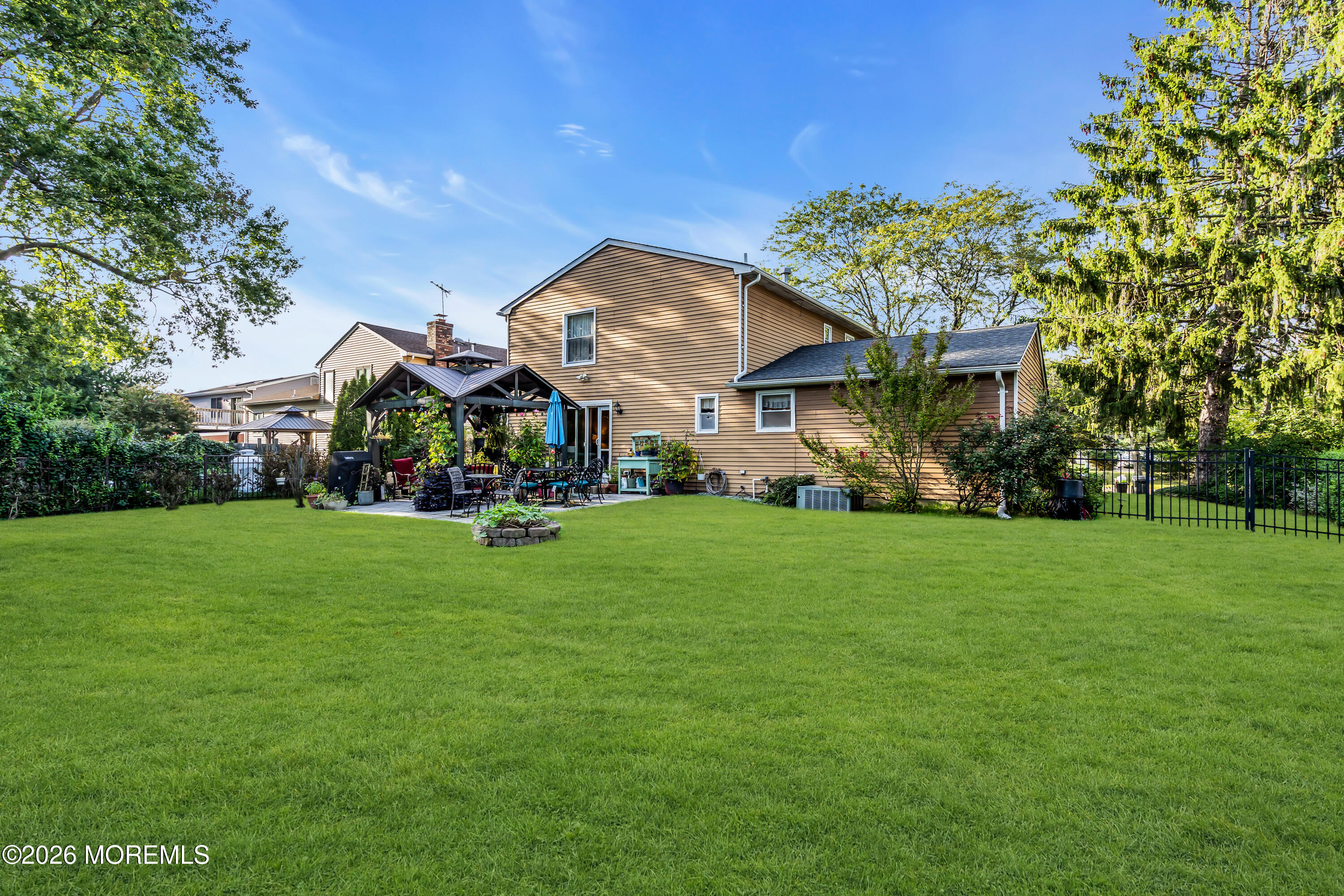 16 Hearth Court Howell NJ 07731