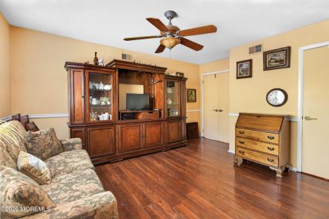 716A Wooton Court Manchester NJ 08759