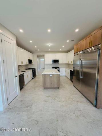 10 Farry Street Lakewood NJ 08701