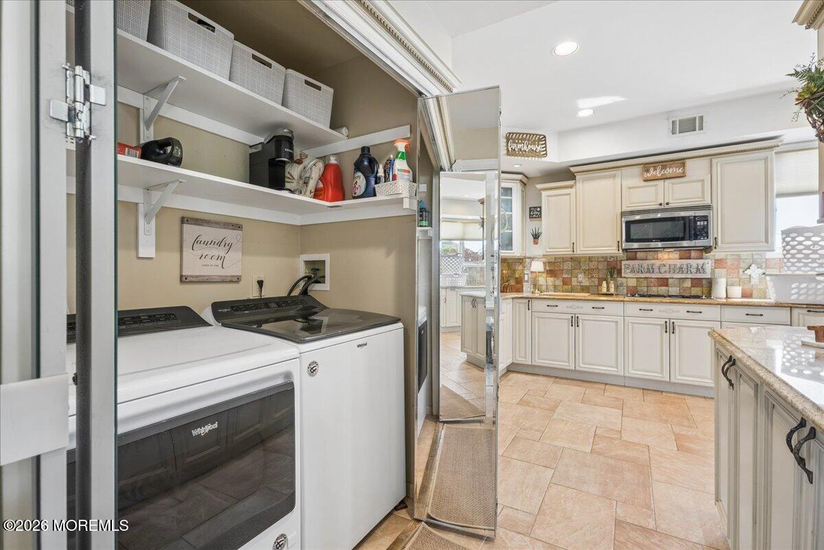 6 Bray Hollow Court Freehold NJ 07728