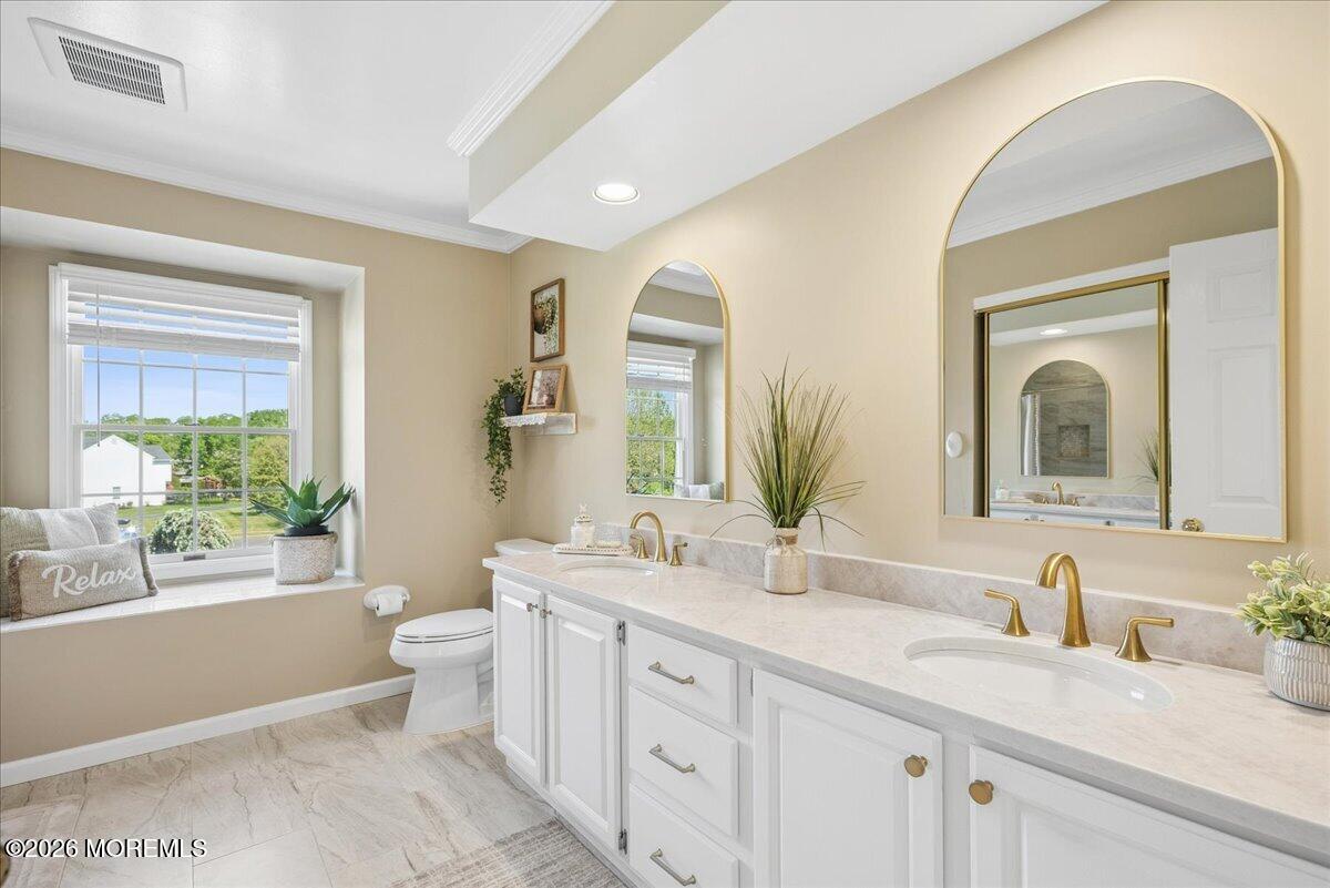 6 Bray Hollow Court Freehold NJ 07728