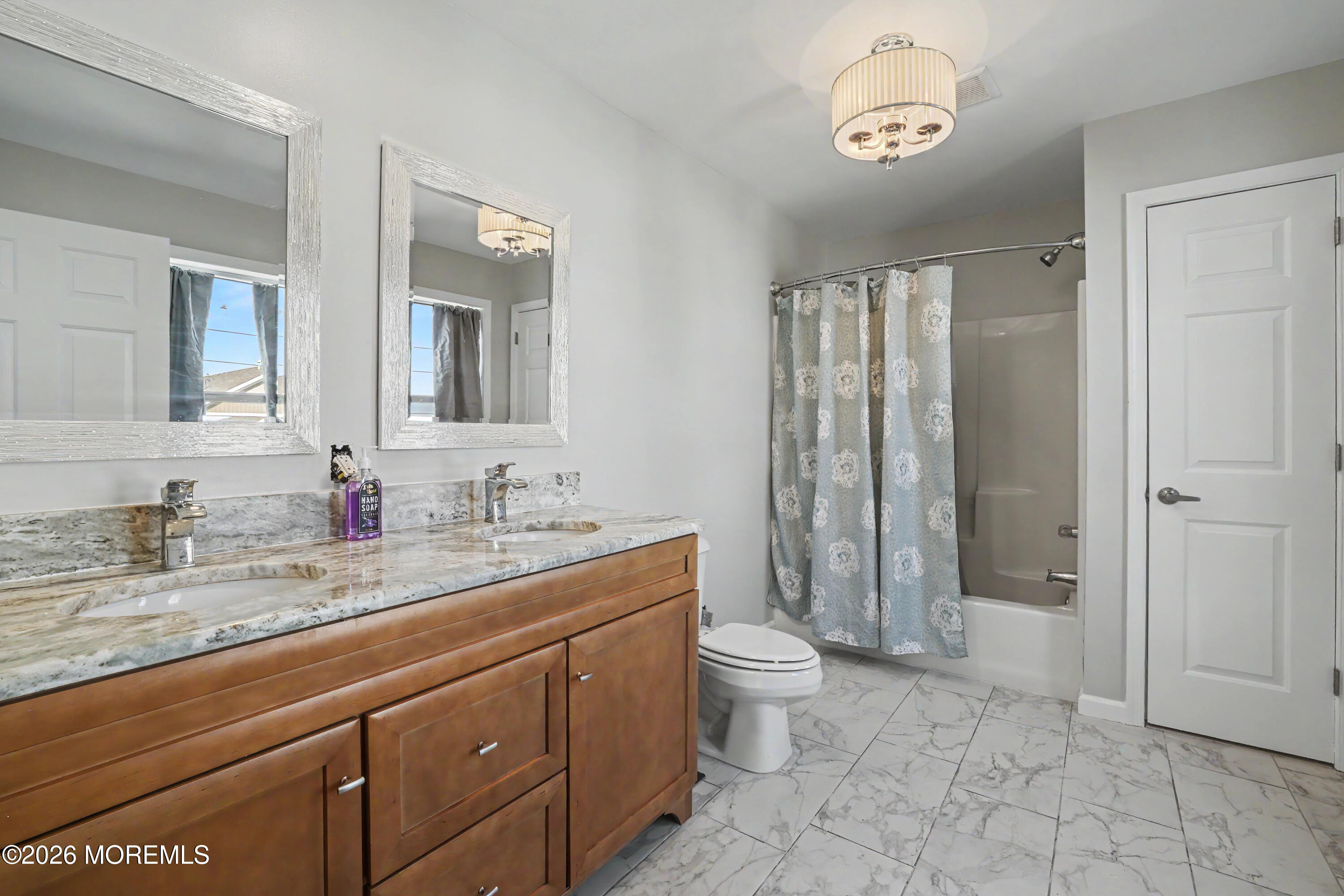 348 Kingfisher Road Tuckerton NJ 08087