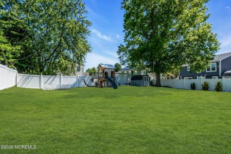 29 Marc Drive Howell NJ 07731