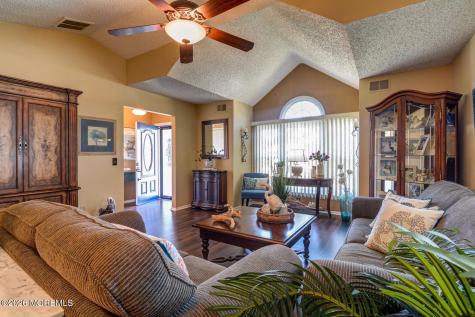 1671 Lacebark Court Toms River NJ 08755