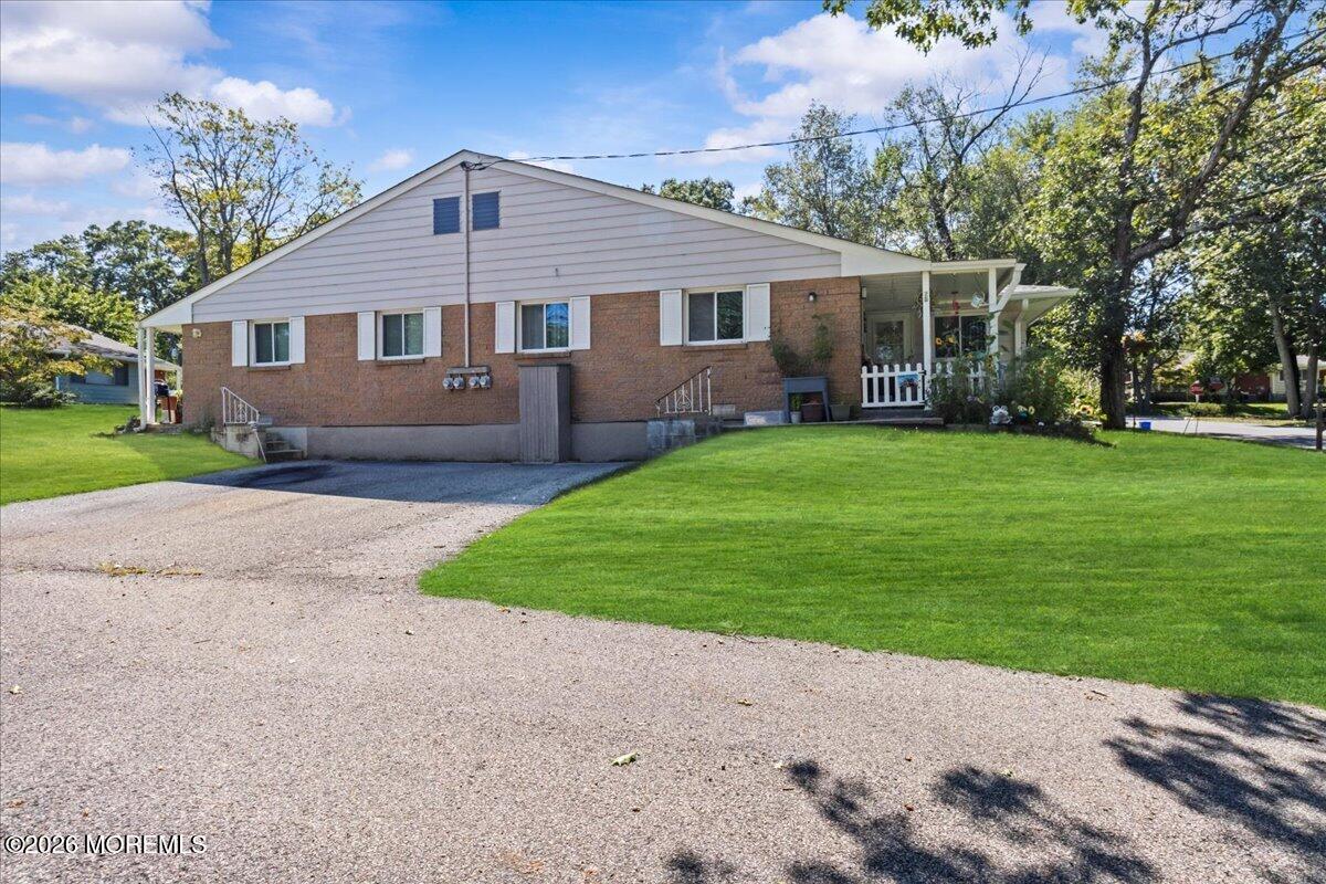 2 Flamingo Terrace Manchester NJ 08759
