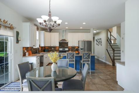5 Denise Drive Allentown NJ 08501