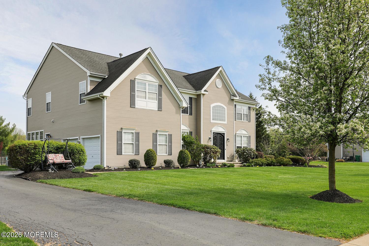 5 Denise Drive Allentown NJ 08501