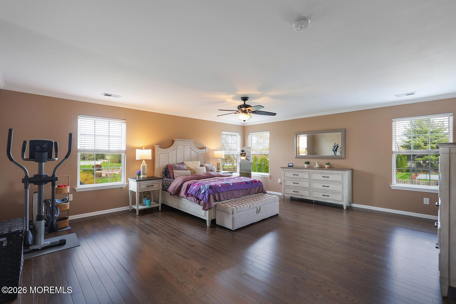 5 Denise Drive Allentown NJ 08501