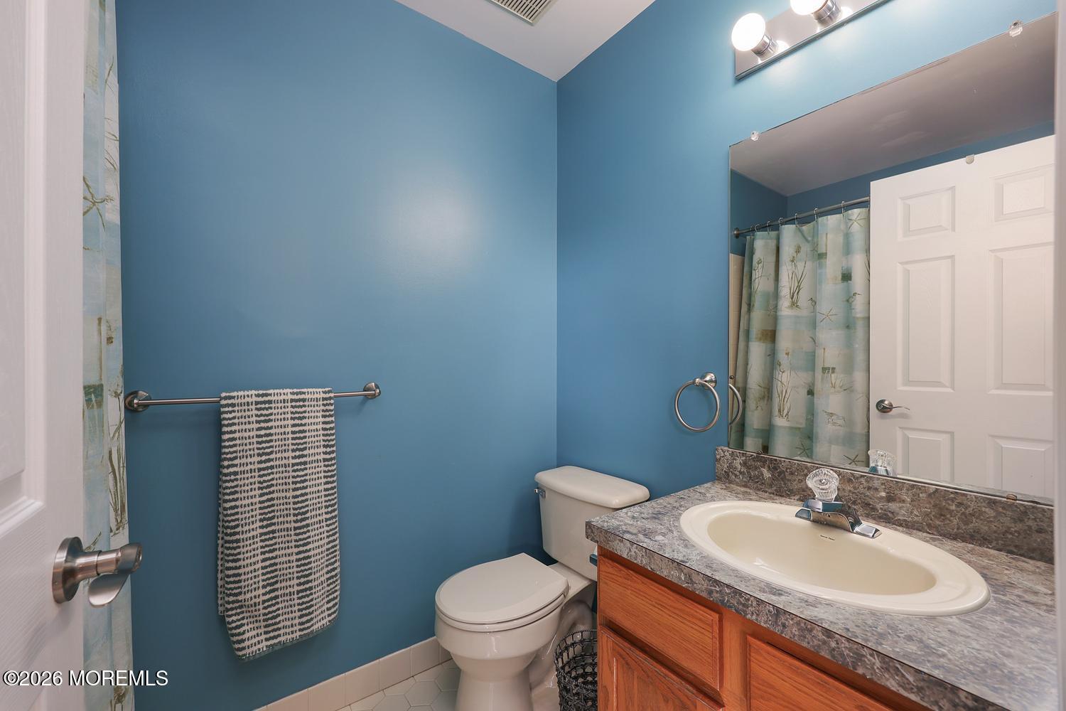 5 Denise Drive Allentown NJ 08501
