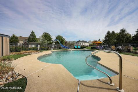 5 Denise Drive Allentown NJ 08501