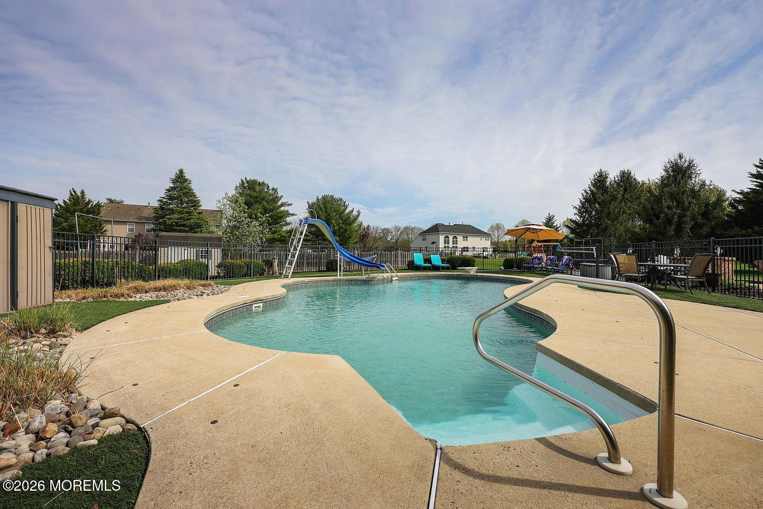 5 Denise Drive Allentown NJ 08501