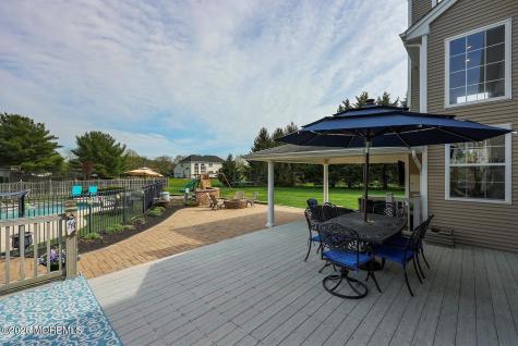 5 Denise Drive Allentown NJ 08501