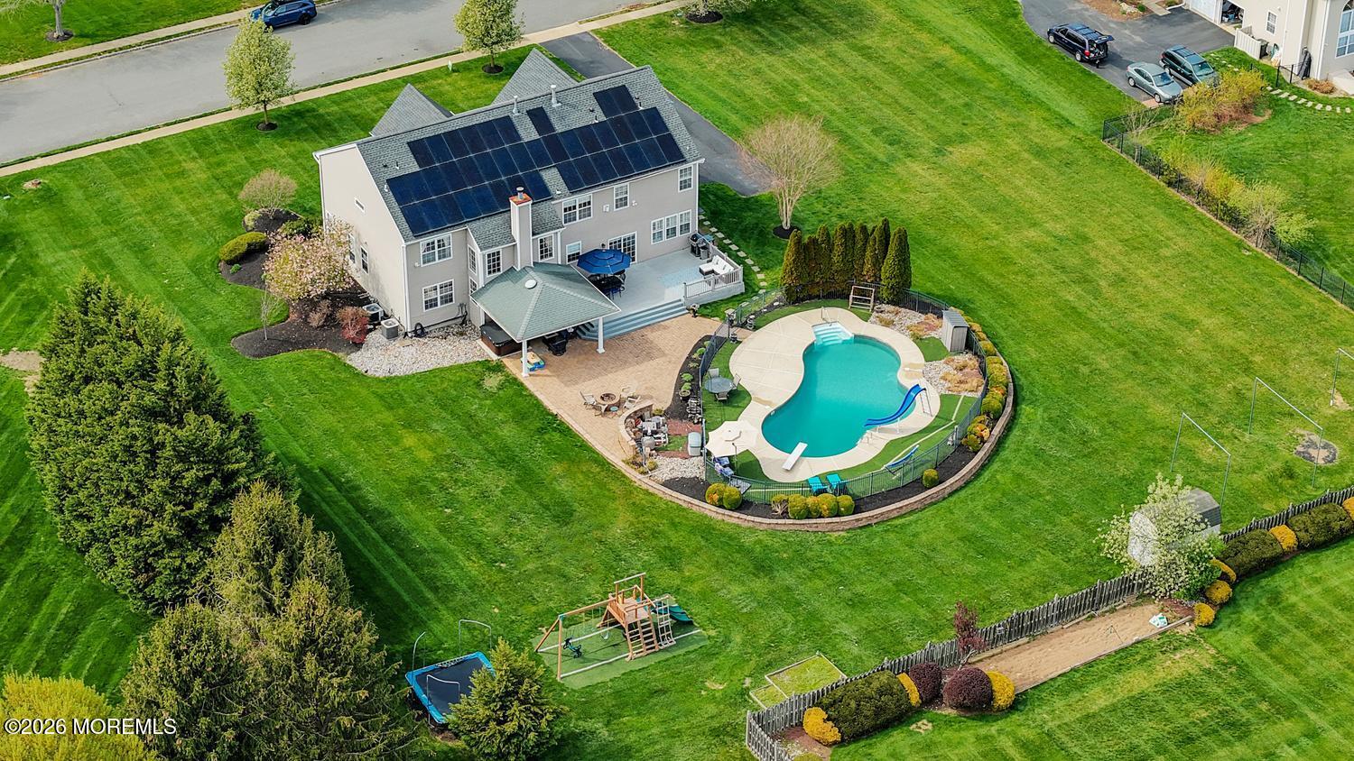 5 Denise Drive Allentown NJ 08501
