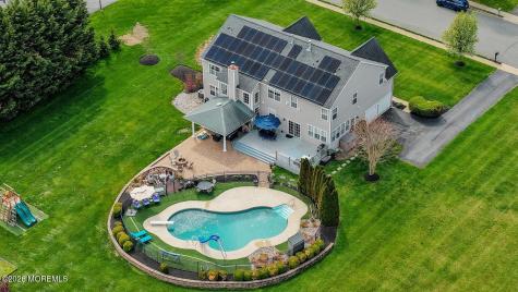 5 Denise Drive Allentown NJ 08501