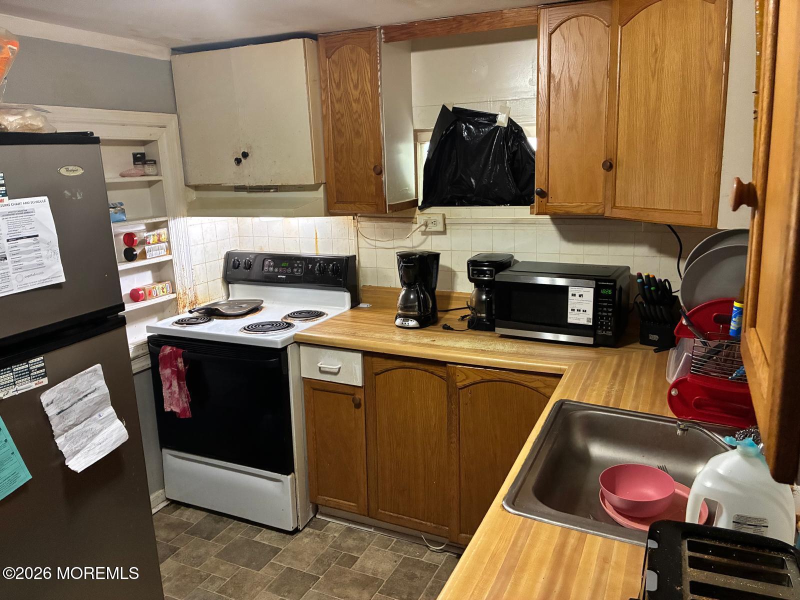 647 Lakehurst Road Browns Mills NJ 08015