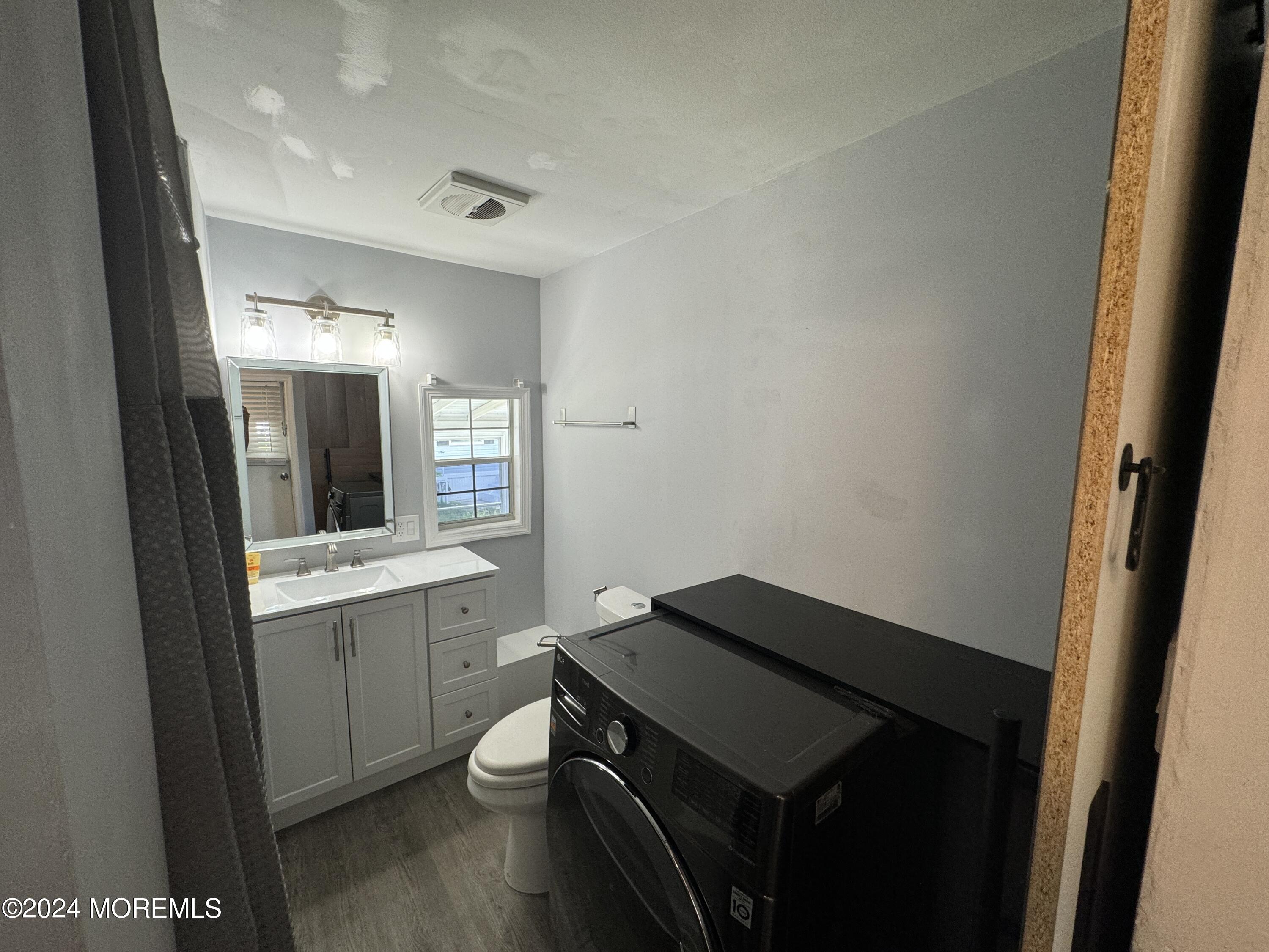 422 4th Street Jackson NJ 08527