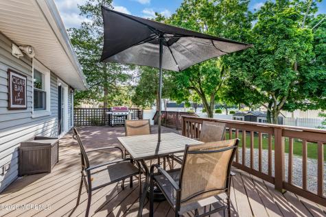 39 Monroe Street Keyport NJ 07735