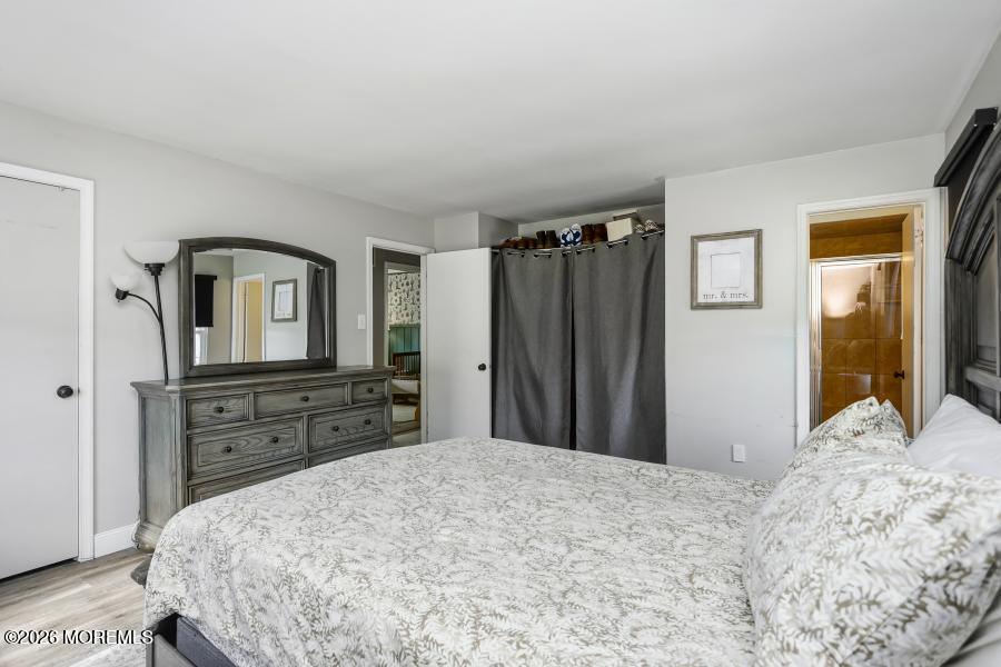 16 Starlight Road Howell NJ 07731