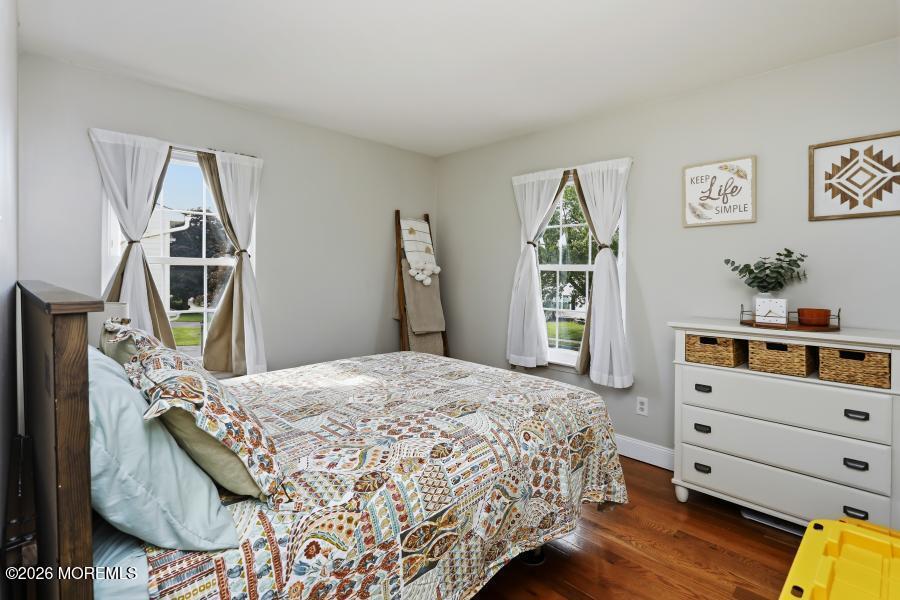 16 Starlight Road Howell NJ 07731