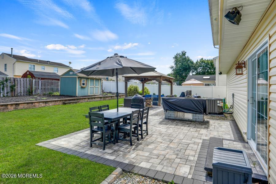 16 Starlight Road Howell NJ 07731