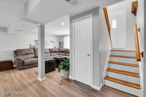 6 Tulip Court Jackson NJ 08527