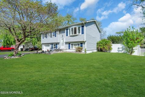 6 Tulip Court Jackson NJ 08527