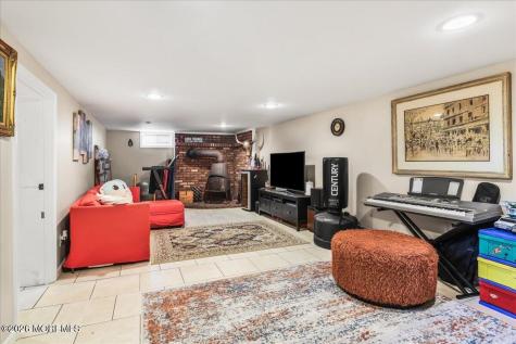 210 Orchard Street Cliffwood Beach NJ 07735